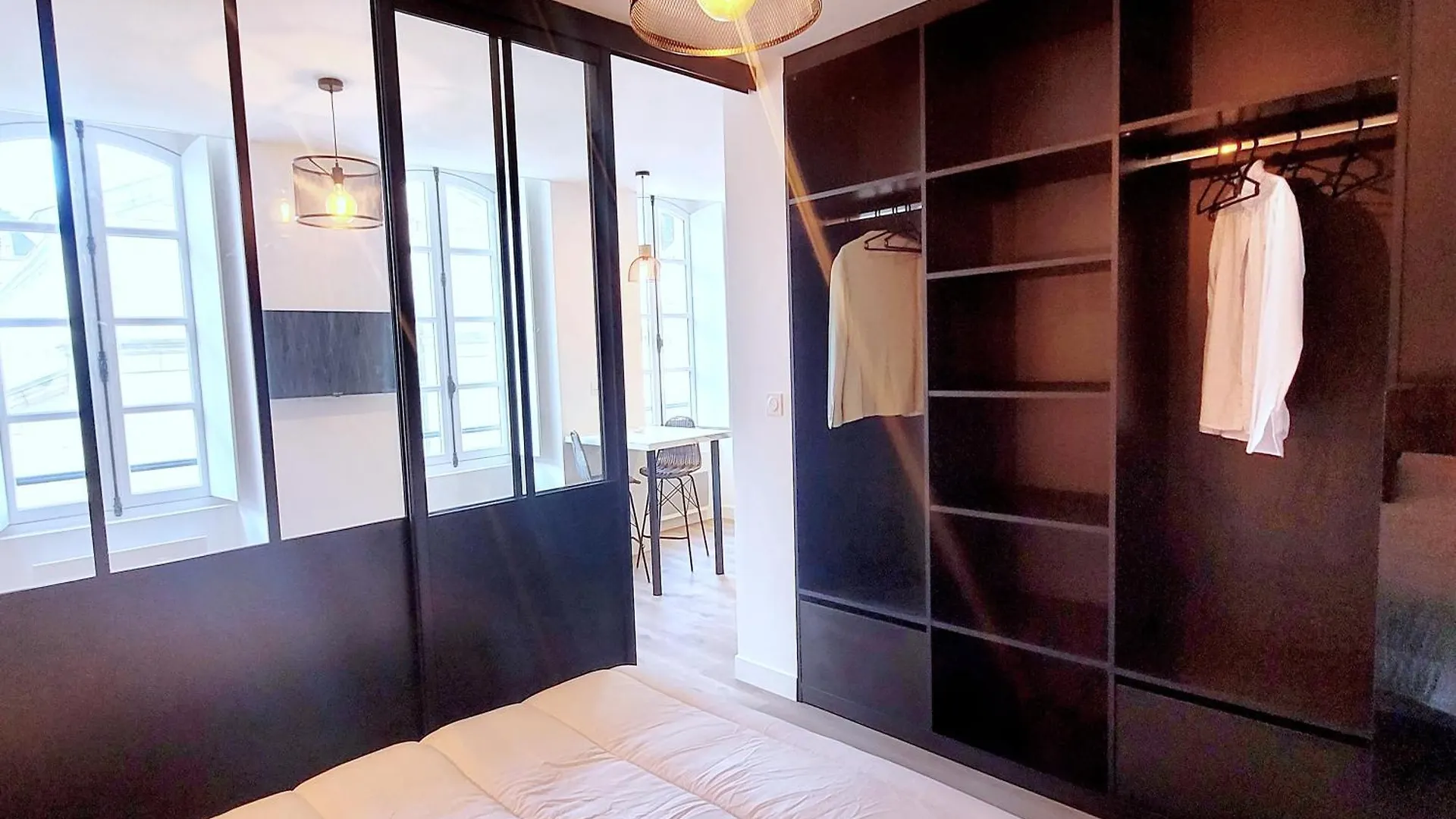 Studio Neuf De Designer Bien Agence En Plein Centre De Vannes 아파트