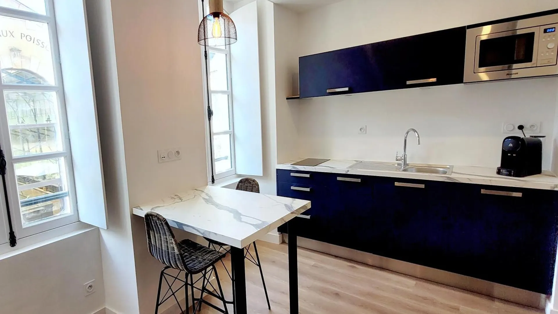 Studio Neuf De Designer Bien Agence En Plein Centre De Vannes 아파트